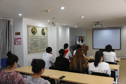 吉林分公司攜手吉林省腫瘤醫(yī)院前往長春市南關(guān)區(qū)新里社區(qū)開展義診活動。醫(yī)護人員們認真解答市民們關(guān)于常見疾病的預防、治療及康復等方面的疑問，積極普及健康生活方式和醫(yī)療保健知識。工作人員向居民們宣傳反保險欺詐、防范非法集資等相關(guān)金融知識。